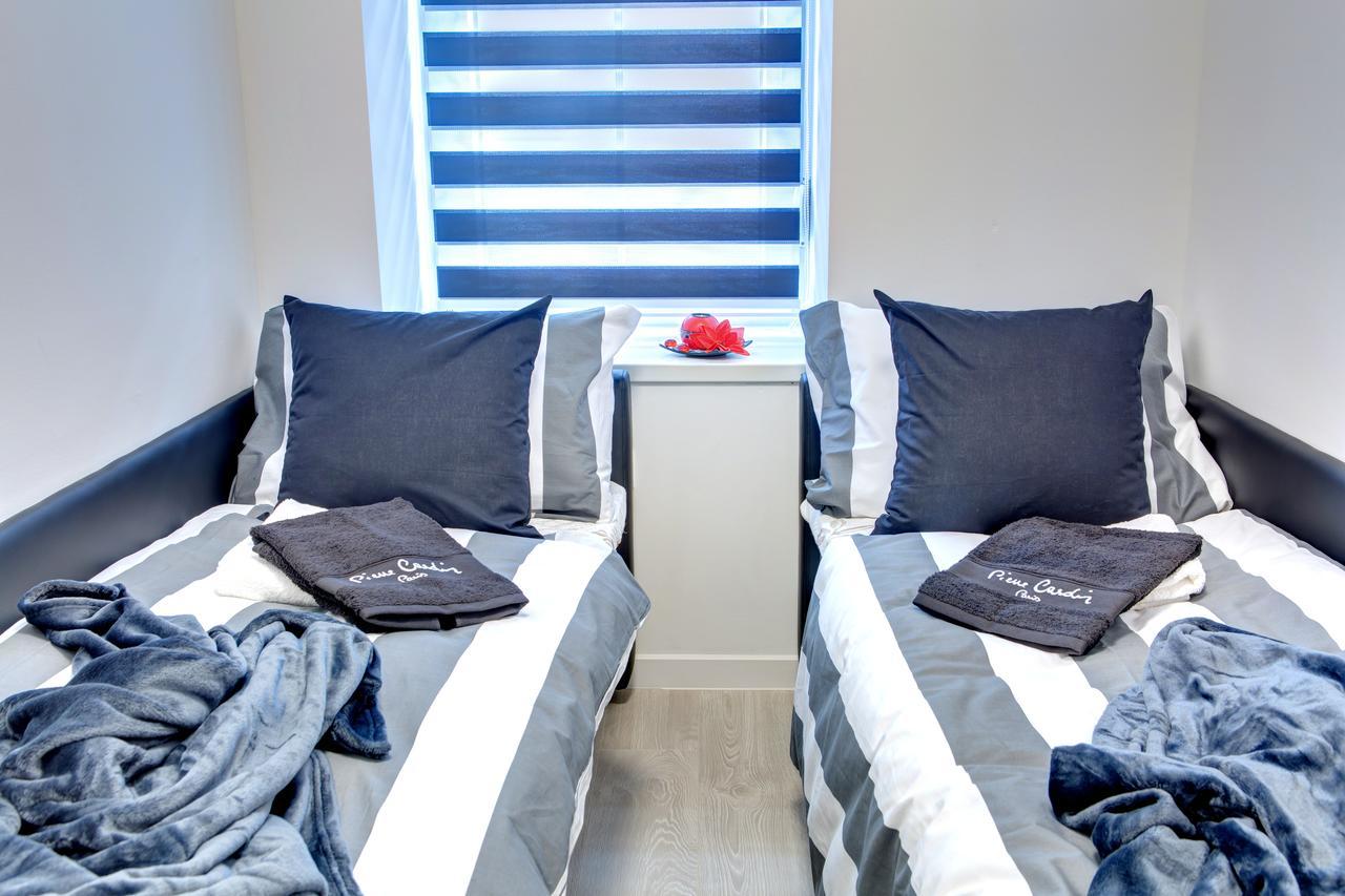 Luxury Apartment Crystal Mostar Bagian luar foto